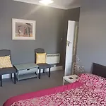 Llandudno Beachfront 2 Double Bedroom Apartment 2Nd Floor