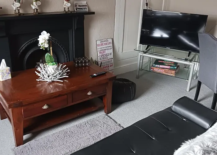 Llandudno Beachfront 2 Double Bedroom Apartment 2Nd Floor